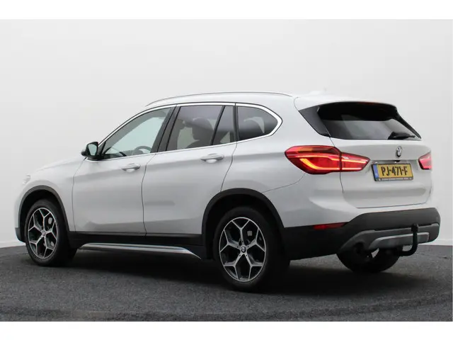 BMW X1 sDrive18i High Executive Automaat 2017 Benzine 3