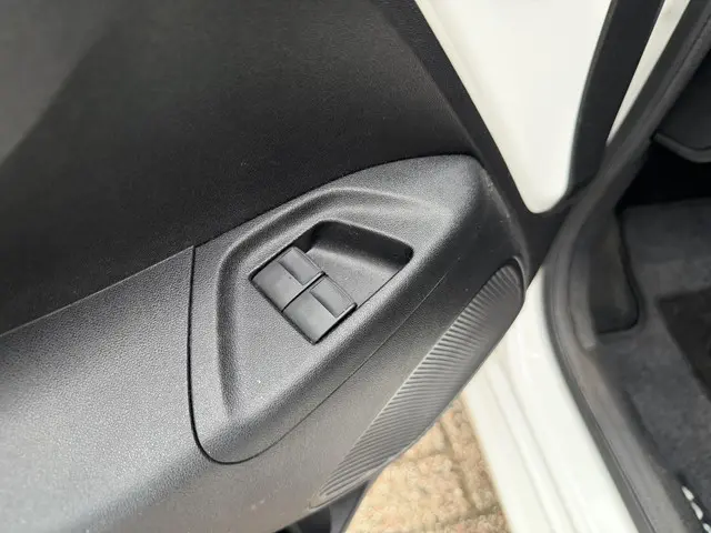 Peugeot 108 1.0 e-VTi Active 2019 Benzine 26