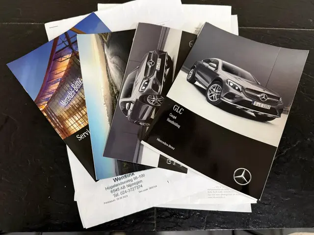 Mercedes-Benz GLC Coupé 300 4MATIC 2018 Benzine 28