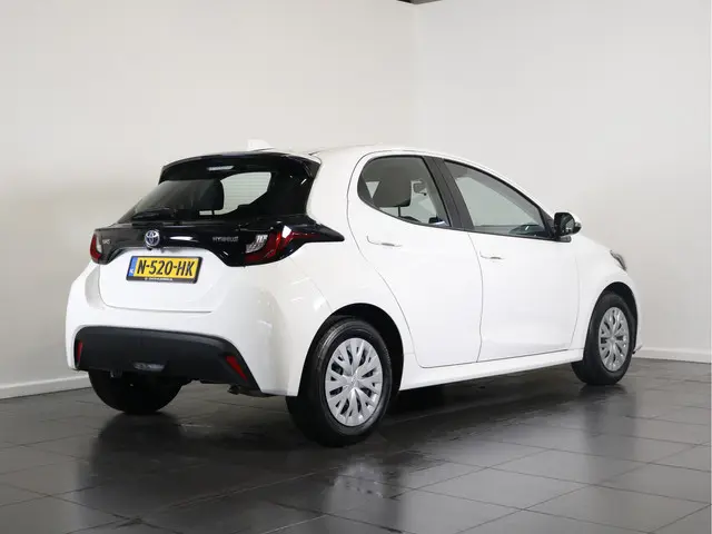 Toyota Yaris 1.5 Hybrid Active 2021 Hybride Benzine 3