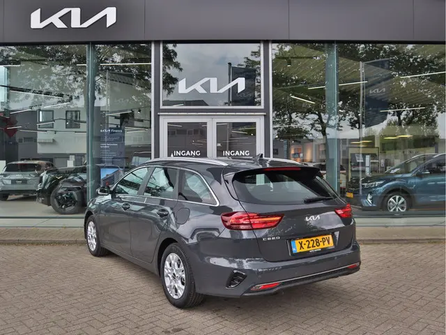 Kia Ceed Sportswagon 1.0 T-GDi DynamicLine 2024 Benzine 3