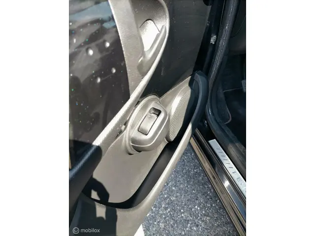 Peugeot 107 1.0 Envy airco nap apk 2014 Benzine 5