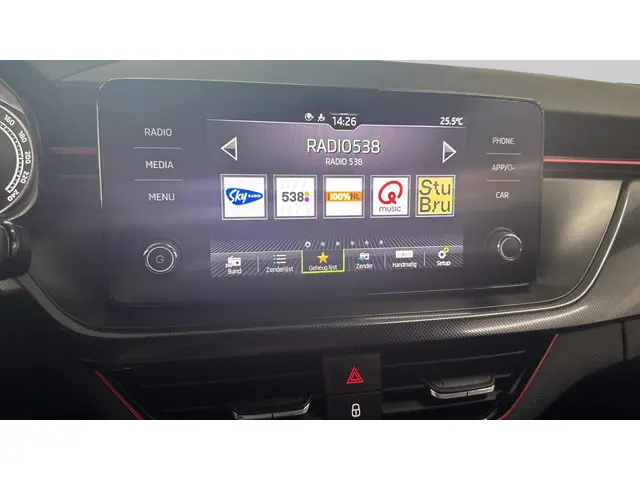 Škoda Kamiq 1.0 TSI Sport Business 2023 Benzine 22