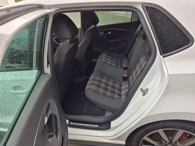 Volkswagen Polo 1.8 TSI GTI 2015 Benzine 4