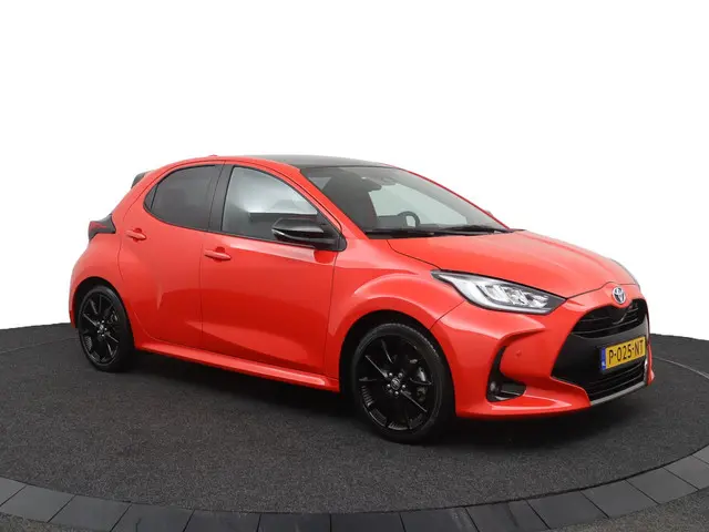 Toyota Yaris 1.5 Hybrid Executive 2022 Hybride Benzine 14