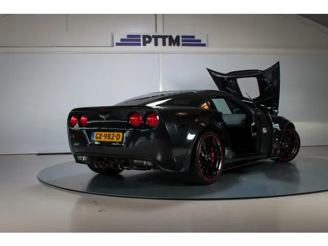 Chevrolet Corvette 3