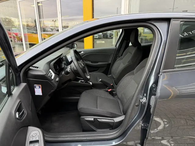 Renault Clio 1.0 TCe Zen Comfort 2021 Benzine 8