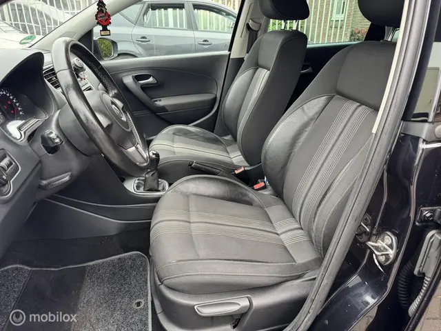 Volkswagen Polo 1.2 Easyline 2012 Benzine 17