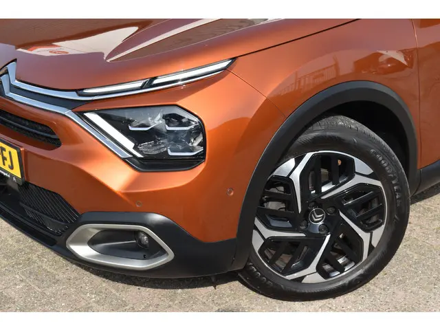 Citroën C4 Puretech EAT8 Business Plus 2021 Benzine 10