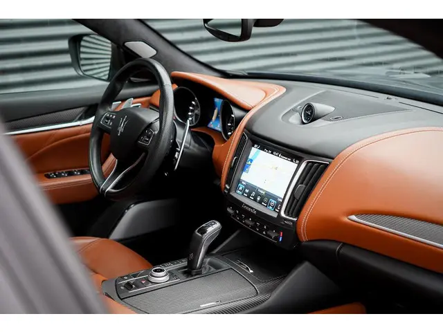 Maserati Levante 3.8 V8 Trofeo 2019 Benzine 2