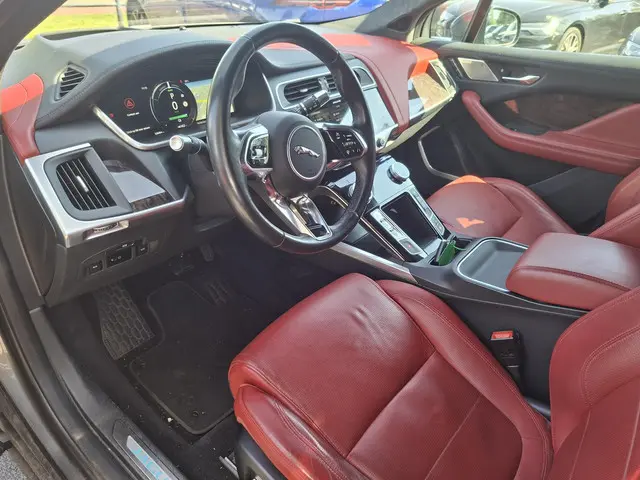 Jaguar I-PACE EV400 HSE 90 kWh 2018 Elektrisch 8
