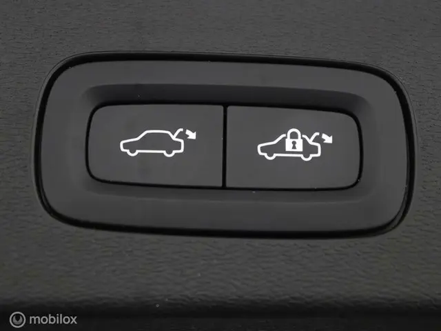 Volvo V60 2.0 B3 Essential| Camera | Trekhaak 2023 Benzine 33