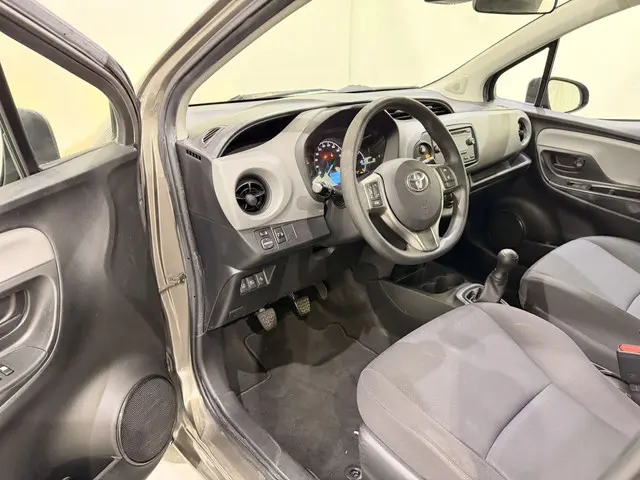 Toyota Yaris HB 1.0 VVT-i Aspiration 2017 Benzine 7