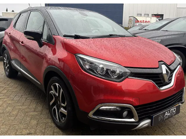 Renault Captur 0.9 TCe Helly Hansen 2014 Benzine 2