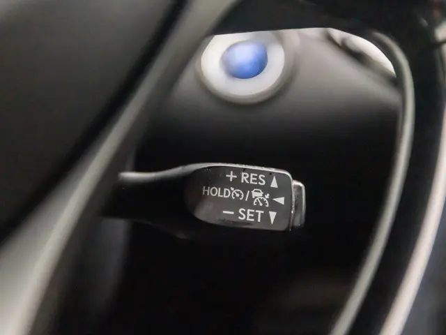 Toyota C-HR 1.8 Hybrid Sport 2018 Hybride Benzine 20