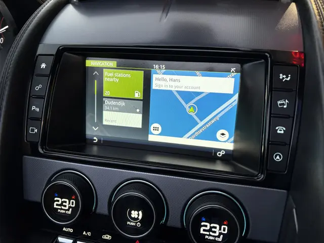 Jaguar F-Type 2.0T R-Dynamic 2017 Benzine 24