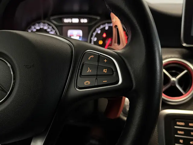 Mercedes-Benz A-Klasse Ambition 2016 Benzine 17