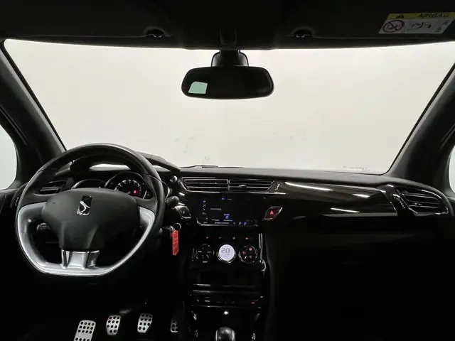 DS DS 3 1.2 PureTech Performance Line 2018 Benzine 22
