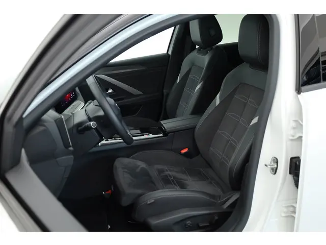 Opel Astra Electric Ultimate 54 kWh 2023 Elektrisch 4