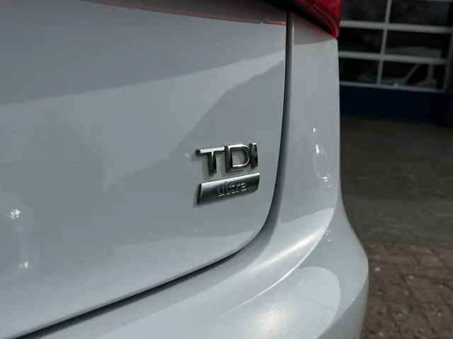 Audi A6 Avant 2.0 TDI ultra Sport Edition 2014 Diesel 40