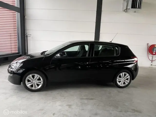 Peugeot 308 1.2 VTi Active 2013 Benzine 2