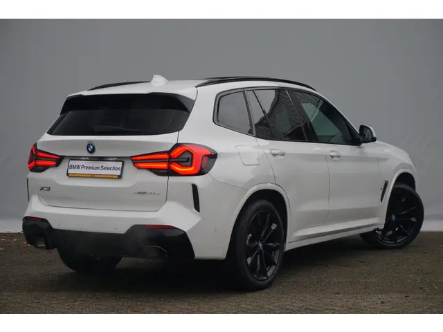 BMW X3 xDrive30e 2022 Hybride Benzine 2