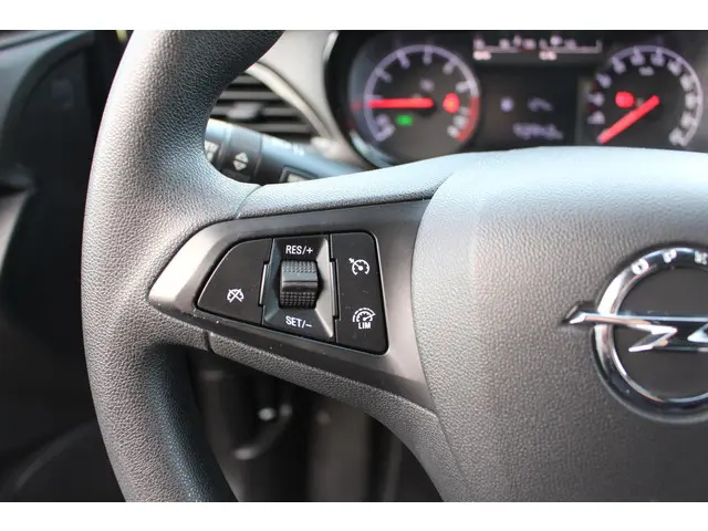Opel KARL 1.0 ecoFLEX 120 Jaar Edition 2019 Benzine 24