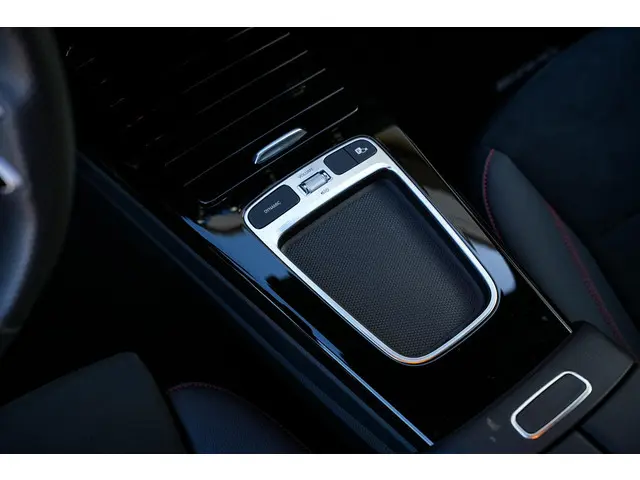 Mercedes-Benz A-Klasse 200 d 2024 Diesel 16