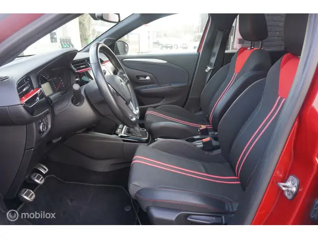 Opel Corsa 1.2 GS Line ( WEINIG KM! ) 2019 Benzine 13