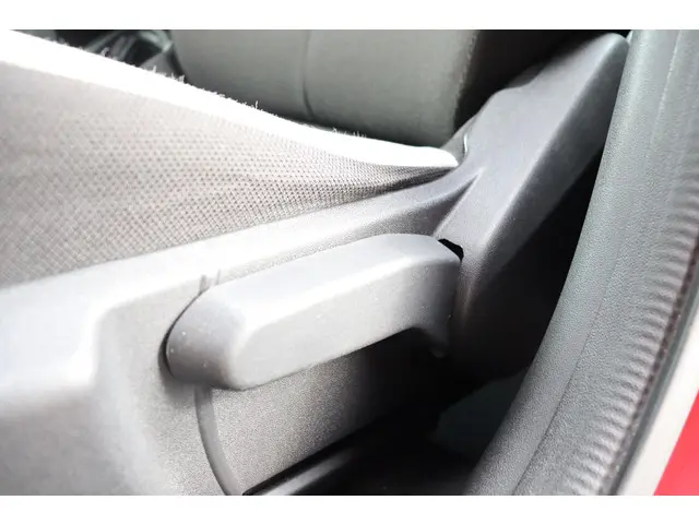 Toyota Aygo 1.0 VVT-i x-clusive, Airco, 2017 Benzine 21