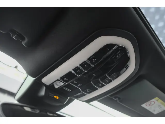 Porsche Macan S 3.0 D 258pk 2015 Diesel 37
