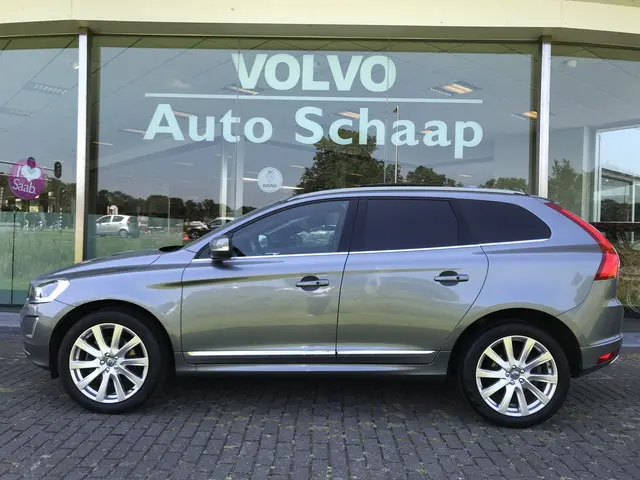 Volvo XC60 2.0 T6 Inscription Automaat 2016 Benzine 2