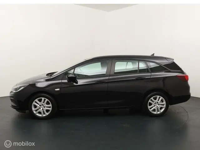 Opel Astra 2