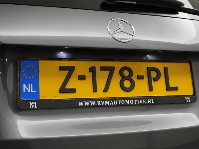 Mercedes-Benz A-Klasse 200 AMG Line 2023 Benzine 10