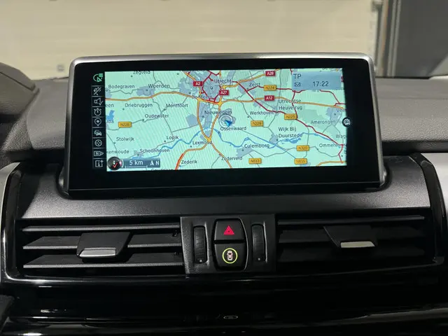 BMW 2 Serie Active Tourer 218i Business 2015 Benzine 11