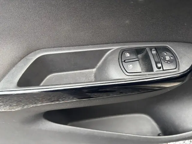 Opel Corsa 1.0 Turbo KM 51000 MET NAP 2015 Benzine 7