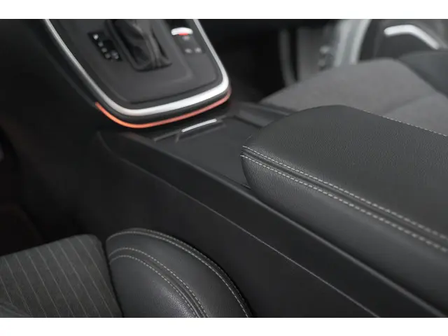 Renault Grand Scénic TCe 140 EDC Intens 2021 Benzine 44