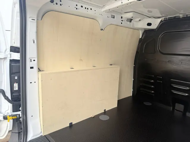 Ford Transit Courier 1.0 EcoBoost 100PK 2023 Benzine 13