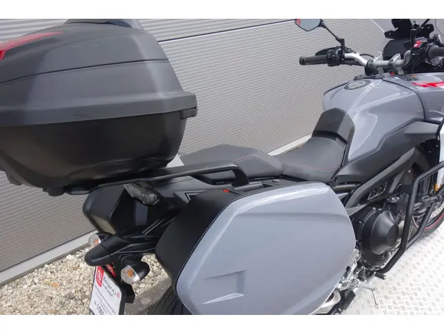 Yamaha TRACER 900 GT 2019 Benzine 12