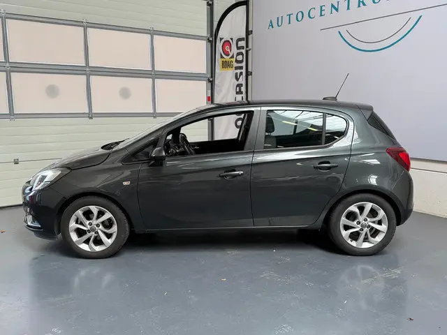 Opel Corsa 1.4 Online Edition 2017 Benzine 9