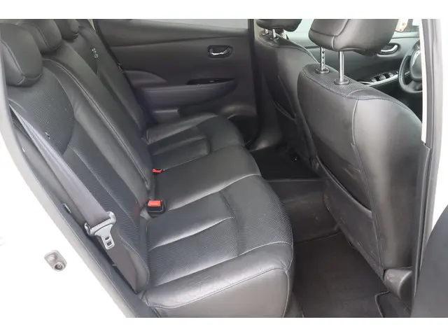 Nissan Leaf Tekna 30 kWh 2016 Elektrisch 15