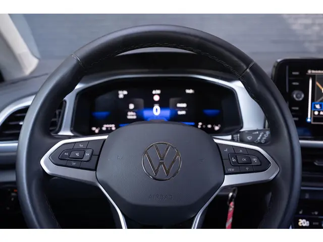 Volkswagen T-Roc 1.0 TSI Life 2023 Benzine 20