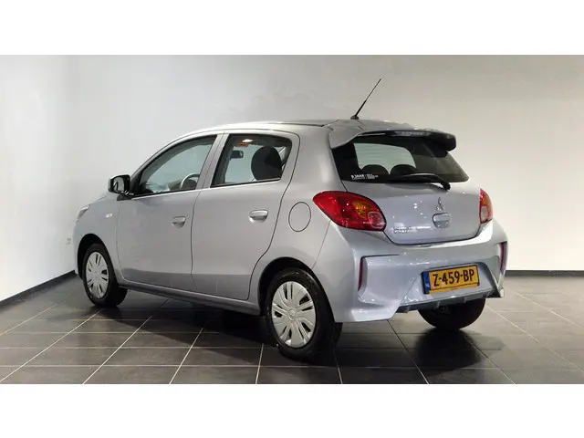 Mitsubishi Space Star 1.2 Connect+ 2024 Benzine 6