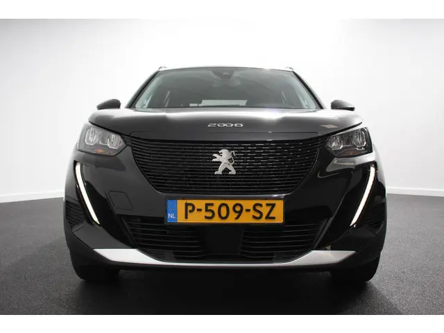Peugeot e-2008 2