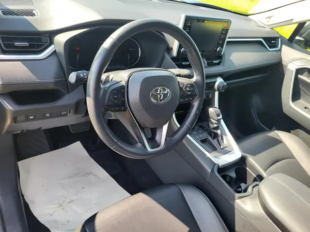 Toyota RAV4 2.0 VVT-iE Executive 2019 Benzine 12