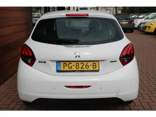 Peugeot 208 1.2 PureTech Active 2017 Benzine 10