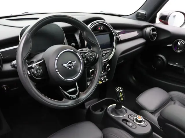 MINI Electric Yours 2020 Elektrisch 7