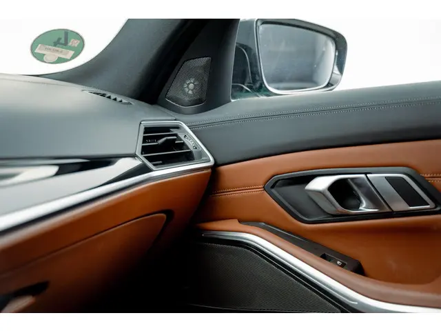 BMW M3 3-serie Touring xDrive Comp 2023 Benzine 34