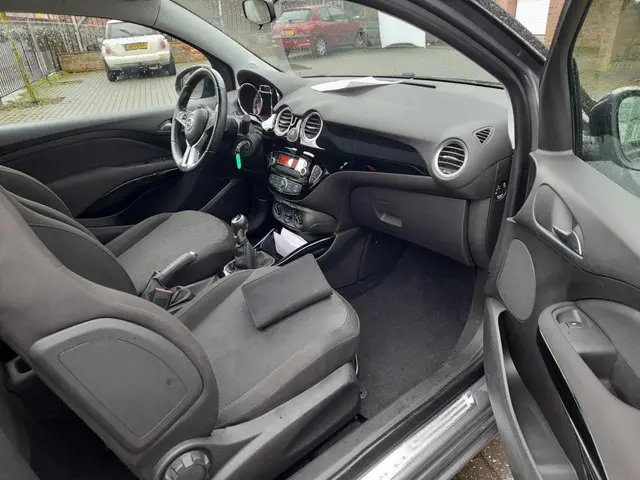 Opel ADAM 1.2 2016 Benzine 11