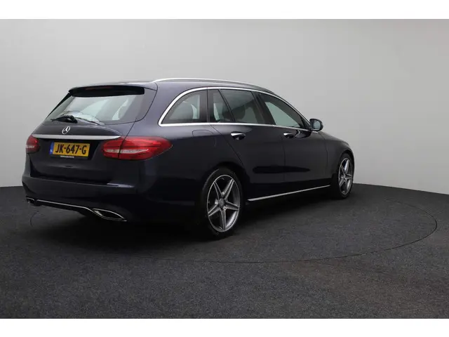 Mercedes-Benz C-Klasse 3